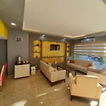 Appartement Nezih Suits