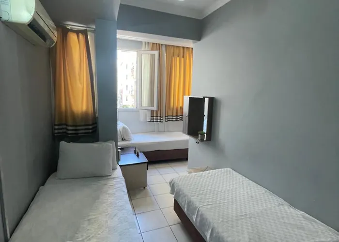 Nezih Suits Appartamento Antalia